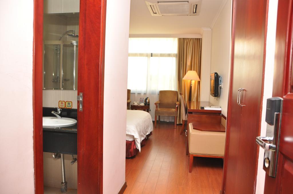 G.S Plaza Hotel อักกรา ภายนอก รูปภาพ