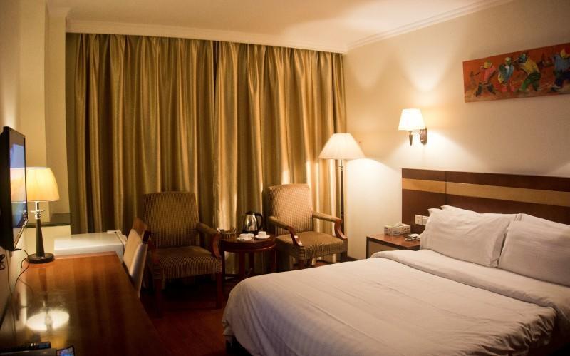 G.S Plaza Hotel อักกรา ภายนอก รูปภาพ